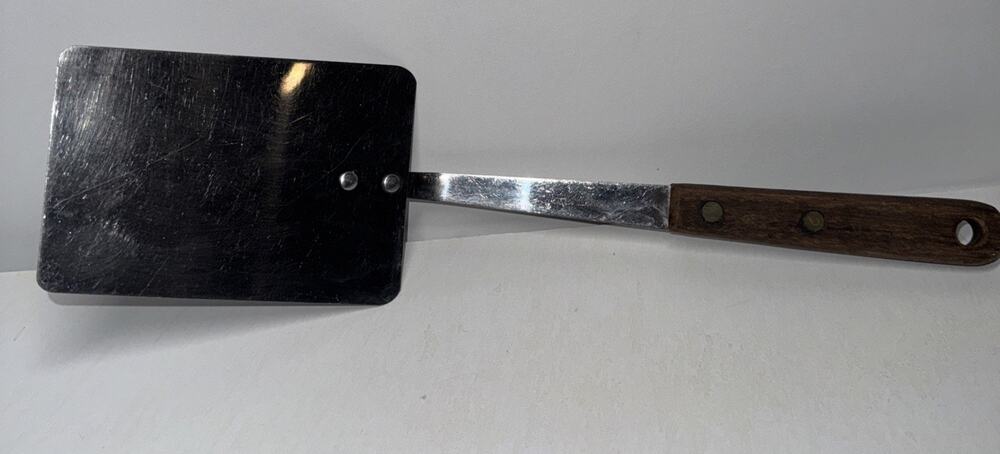 Vintage Robinson Knife Co Spatula Turner Stainless Steel Wood Handle 12" USA